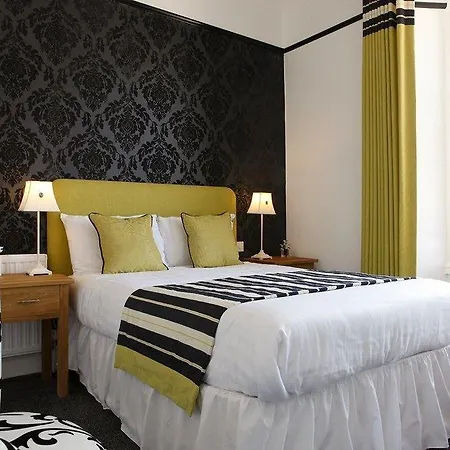 Oakbank House 3* باونيس أون وينديرمير
